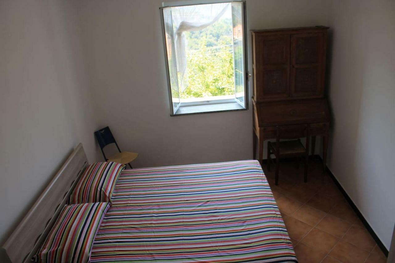 La Casetta Di Graziella Apartment Vezzi Portio Ngoại thất bức ảnh