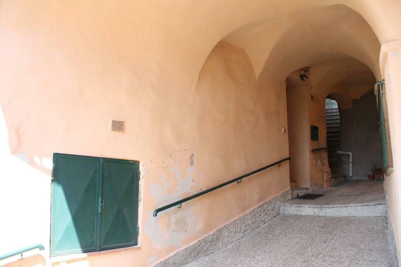La Casetta Di Graziella Apartment Vezzi Portio Ngoại thất bức ảnh