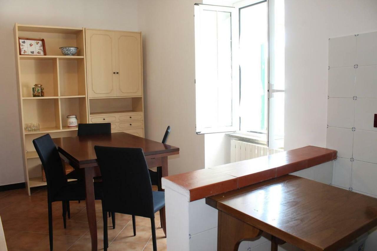 La Casetta Di Graziella Apartment Vezzi Portio Ngoại thất bức ảnh